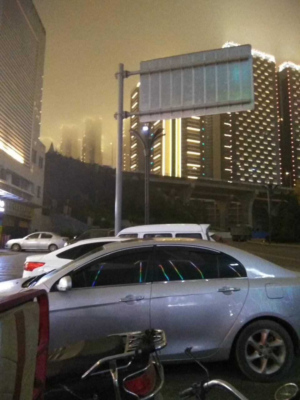 一个人夜晚的天空-陌路人博客-第4张图片